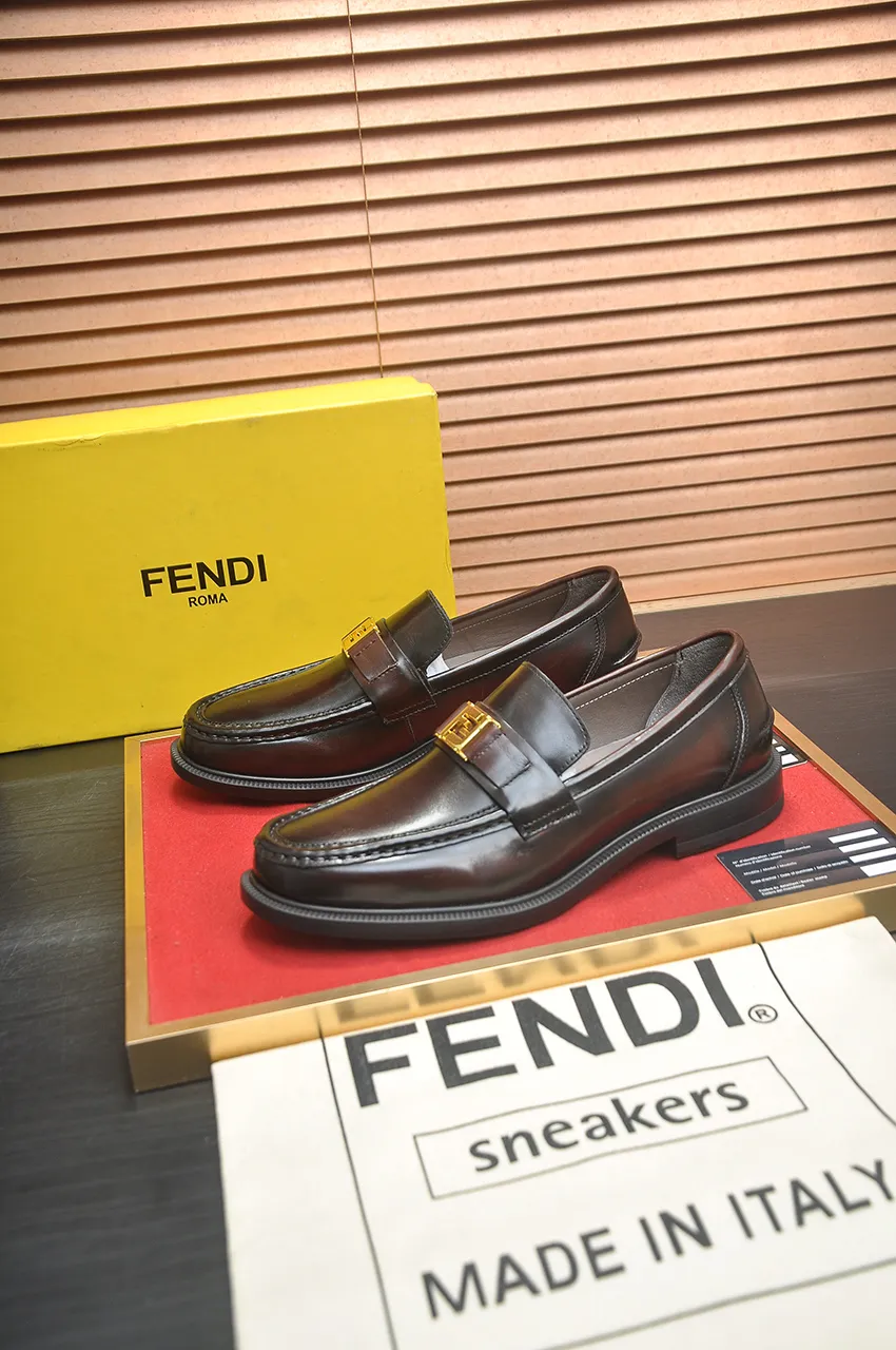Men's shoes 💰500💶 [FENDI] The latest high-end men's shoes in Hong Kong! Original quality. The upper is made of imported cowhide material and cowhide lining! Super comfortable on the foot, original wear-resistant outsole, luxurious, fashionable, casual and versatile! Size: 38-45 (45 customized)